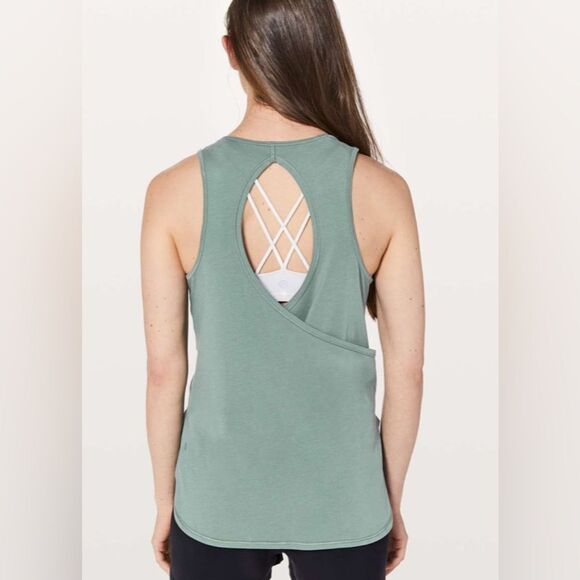 Lululemon Hit The Stride Tank Juniper Size 6 - Picture 1 of 8